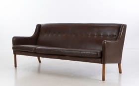 Dansk møbeldesign. Tre-pers. sofa, brunt læder, 1950-60'erne