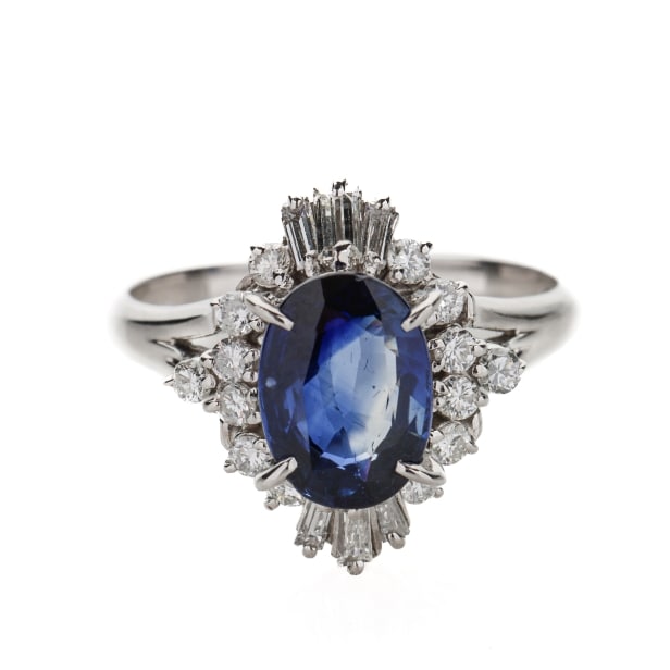 Sapphire and diamond ring in platinum, approx. 0.56 ct Size 54