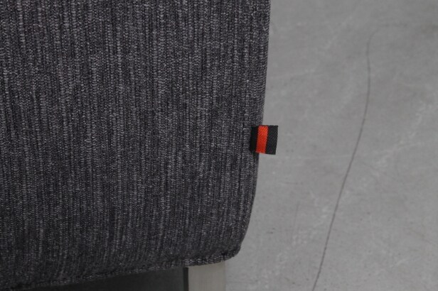 Sofa. Klassisk dansk design sofa med dunfyld.