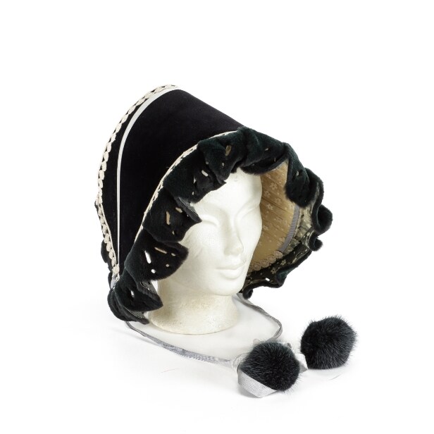 7486 - Echwald Hat for Kopenhagen Fur. Unique kisses made of sheared mink