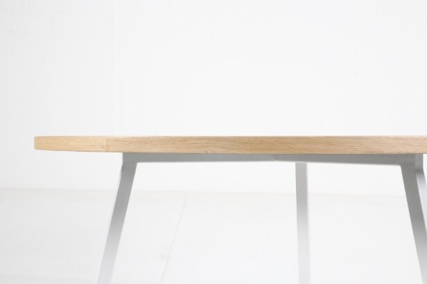 Leif Jørgensen for HAY. Circular dining table, model Loop