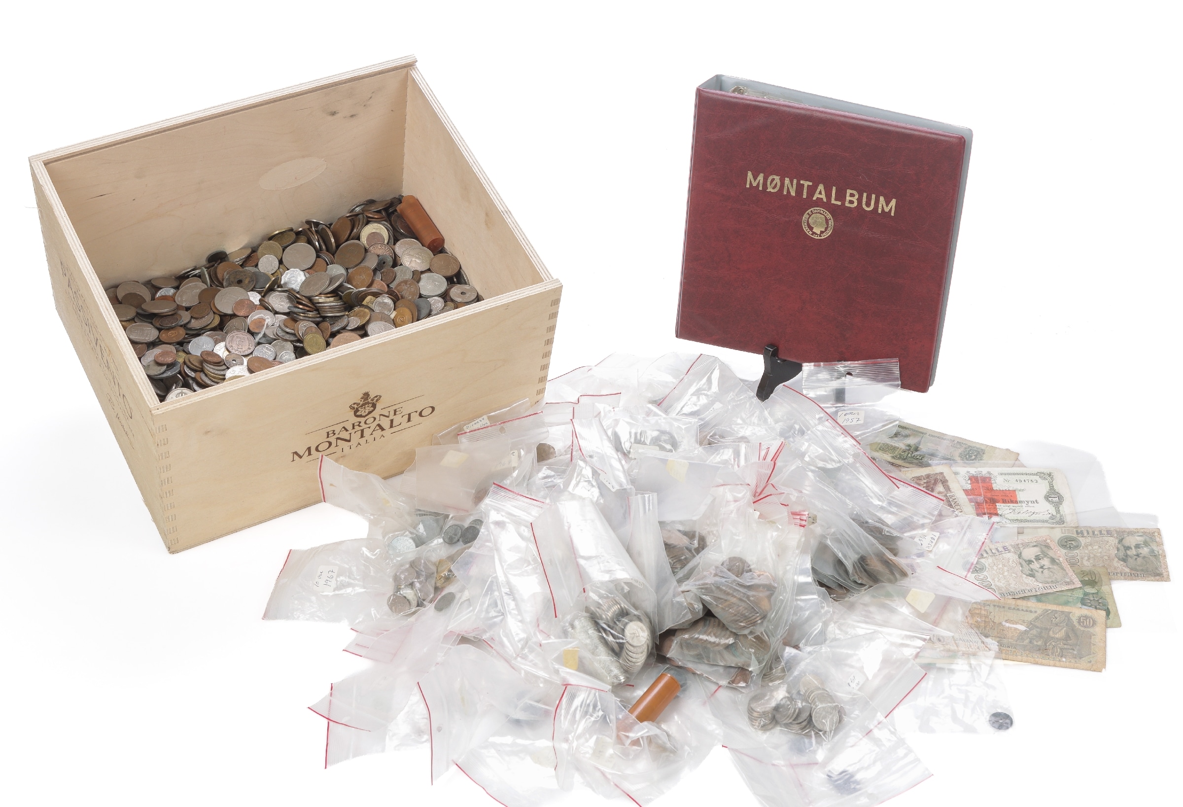 Collection of mixed coins and banknotes, including album with Swedish coins