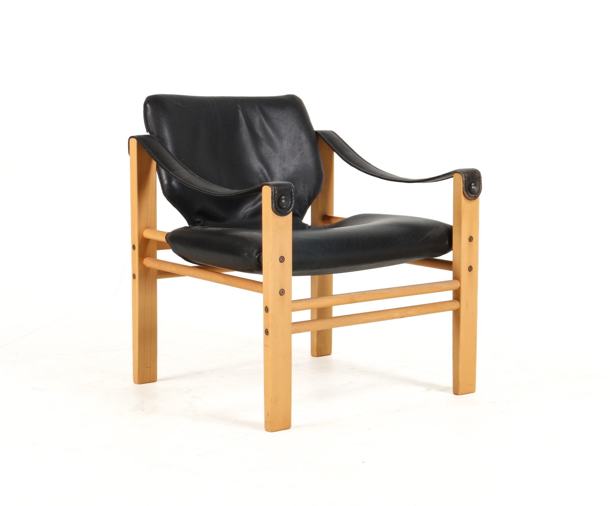 Skippers Furniture. Safari chair, black leather