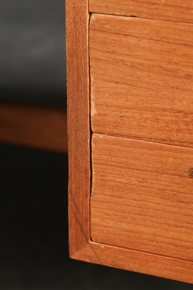 Finn Juhl. Skrivebord af teak