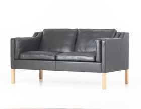 Børge Mogensen. To-pers. sofa model 2212, sort læder og egetræ