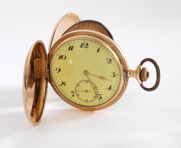 Double-cased men's pocket watch made of 14 kt. gold
