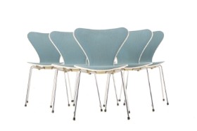 Arne Jacobsen for Fritz Hansen. Set of six 'The Seven', model 3107 (6)