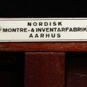 Stor vitrine/udstillingsskab
