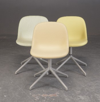 Iskos-Berlin for Muuto. Tre stole, model Fiber Chair Swivel. (3)