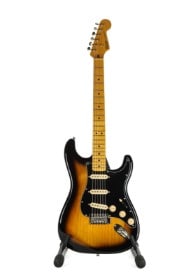 Elektrisk guitar. Squier stratocaster by fender, Sunburst