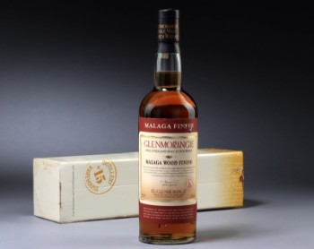 Whisky. Glenmorangie Malaga Single Highland Malt 25 years 43%