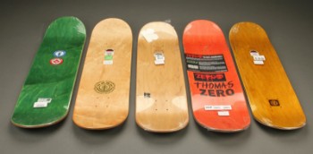 Element, Zero, Plan B, BD Skateco. Fem skateboard deck. (5)