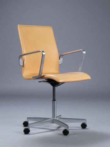 Arne Jacobsen. Oxford kontorstol med armlæn