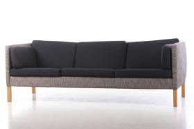 Børge Mogensen. Three-person sofa model 2543