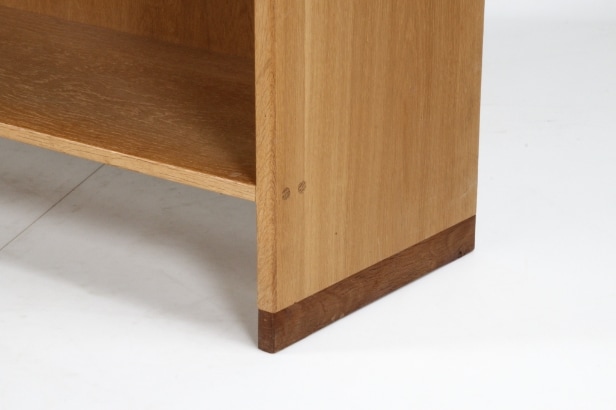 H. J. Wegner for Ry furniture. Pair of bookcases, oak, (2)