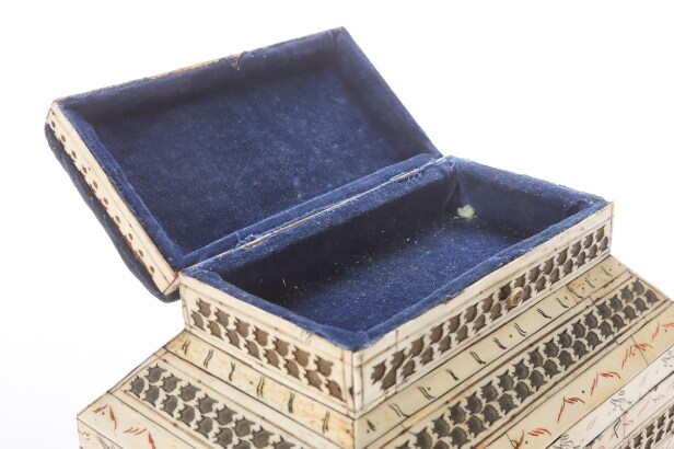 Russian sewing box made of carved bone, 19th century. | Lauritz.com
