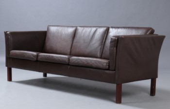 BD Møbler. Tre-pers sofa, brunt læder.