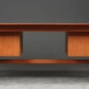 Finn Juhl. Skrivebord af teak