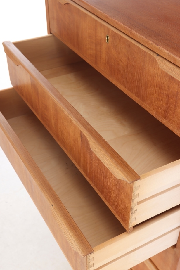 Teak chest of drawers, 1960s