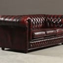 Chapel. Tre pers. chesterfield sofa, rød læder