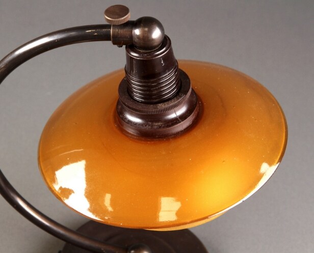 Poul Henningsen, Par natbordslamper (2)  Denne vare er sat til omsalg under nyt varenummer 5333590