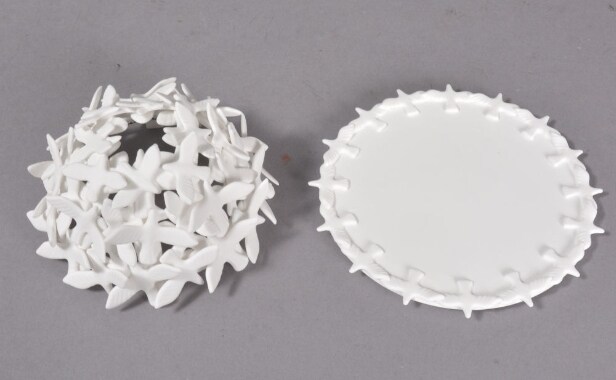Martine Thoelen. Tre 'Candle Holder' lysskulpturer (3) 