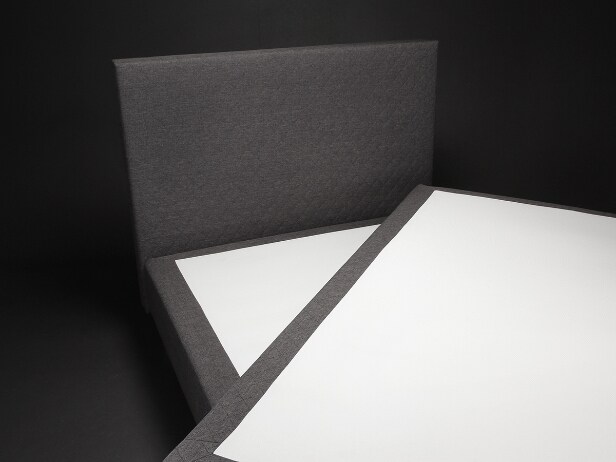 Winther Design, 3/4 seng størrelse 140x200 cm. Med hovedgærde Denne vare er sat til omsalg under nyt varenummer 4517843