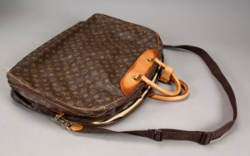 Louis Vuitton. Kuffert/rejsetaske, model Alizé 2 poches compartments